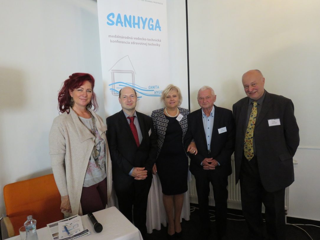 Prípravný výbor konferencie: (zľava: prof. Ing. Zuzana Vranayová, PhD., Ing. Jakub Vrána, PhD., doc. Ing. Jana Peráčková, PhD., prof. Ing. Jaroslav Valášek, PhD., Ing. Zdeněk Žabička)