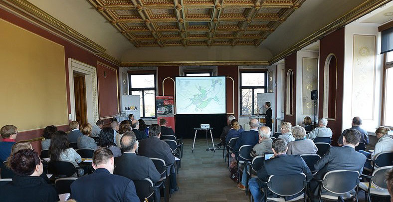 Bratislavská konferencia nadväzuje na pražskú Smart Cities, ktorá prebehla v októbri v dvoch sálach pražskej Gröbovy vily