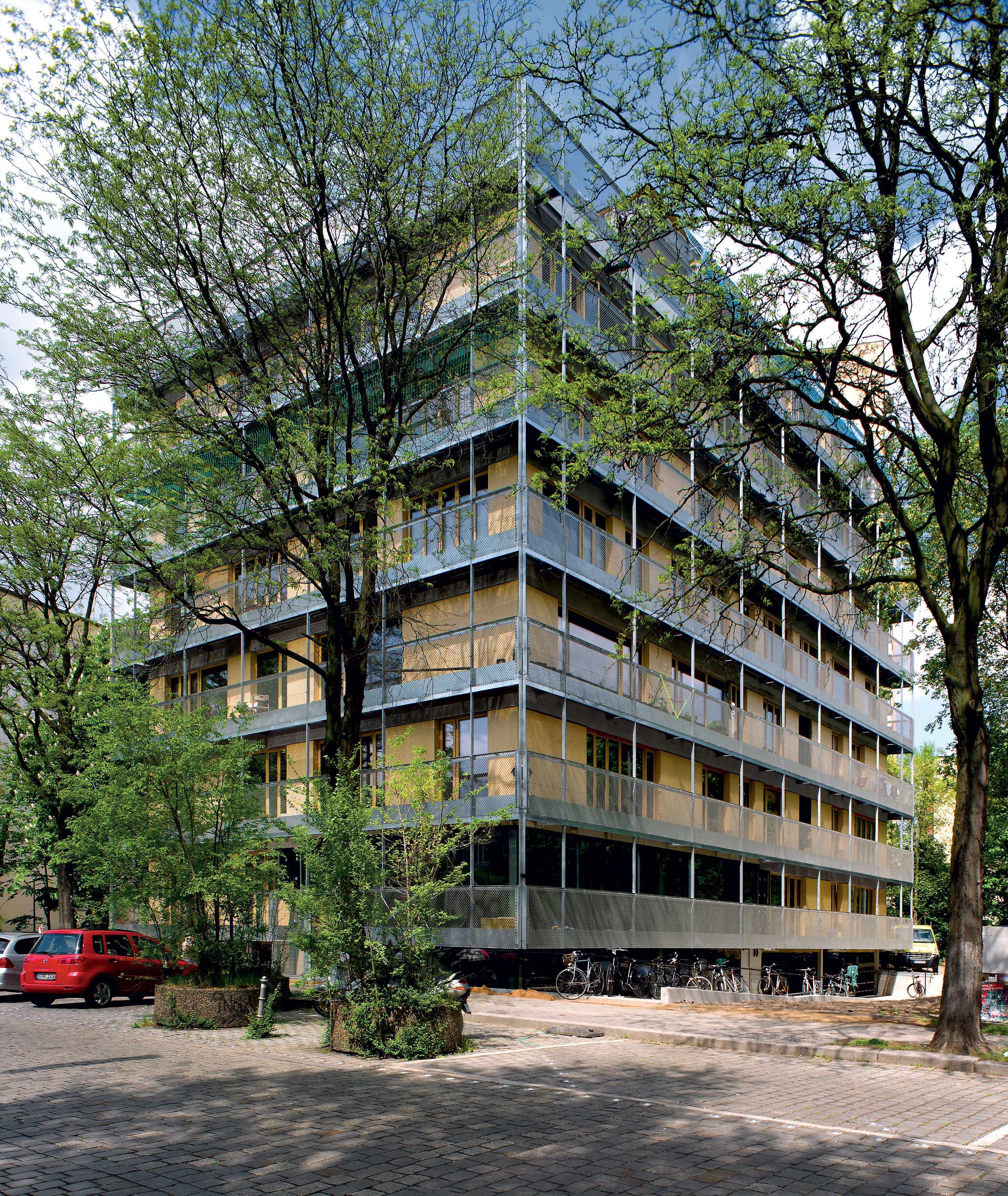 Dom na Ritterstrasse 50 má skeletovú konštrukciu. To umožňuje rôzne dispozičné riešenia jednotlivých bytov.