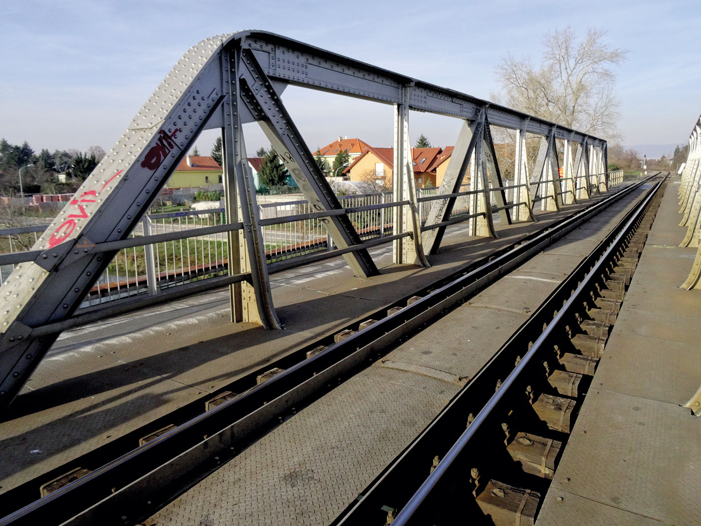 Železničný most nad Malým Dunajom – roštová sústava prvkovej mostovky