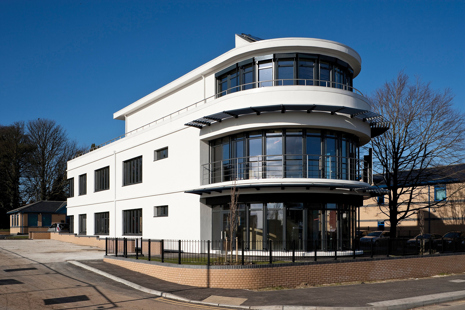 Omietka StoLotusan na Beechwood Business Park Offices Dover UK