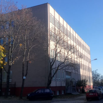 V tomto roku sa firma presťahovala do väčších priestorov na Pluhovú ulicu v Bratislave