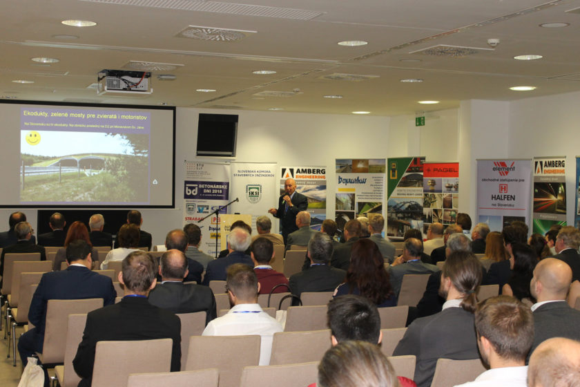 Pohľad na rokovanie BD 2018 počas otvorenia konferencie