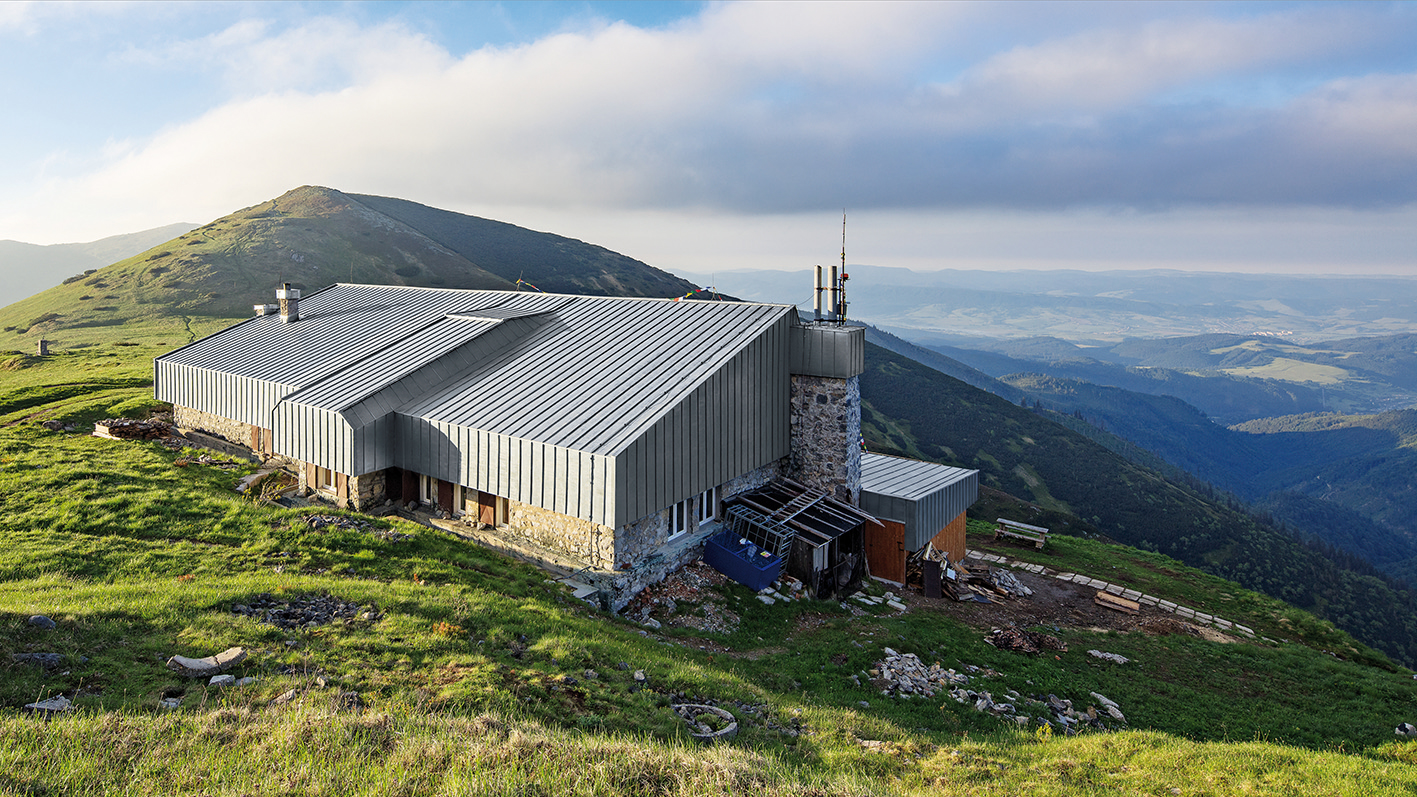 Rekonštrukcia Chaty M. R. Štefánika Nízke Tatry 2