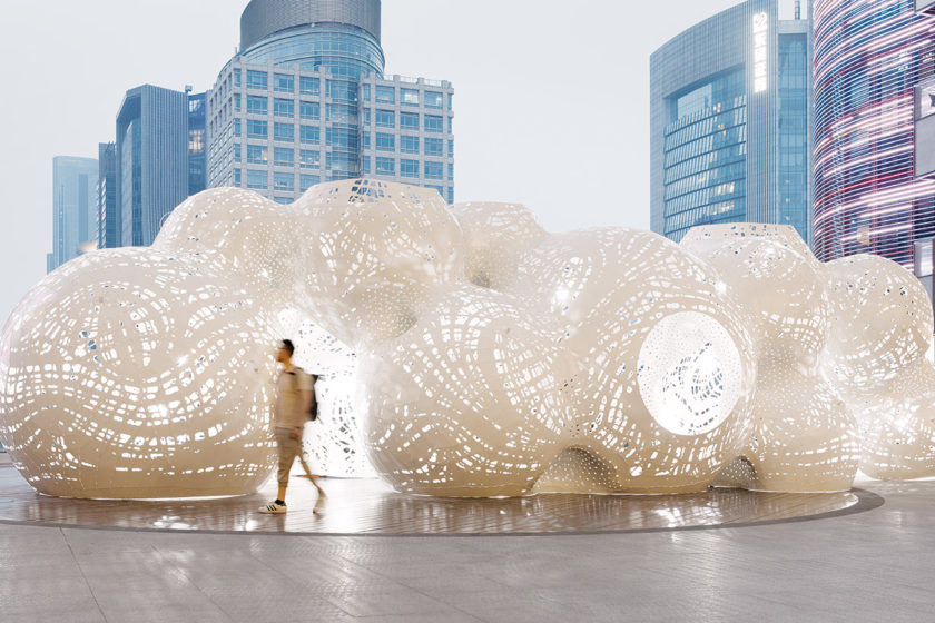 Architektonická inštalácia od štúdia THEVERYMANY ako súčasť Jinji Lake Biennale v čínskom Suzhou.