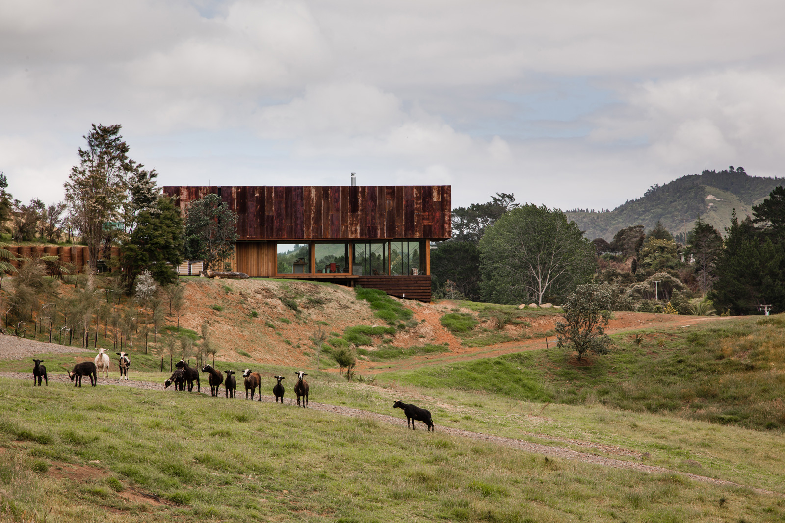 Stodola Valley House