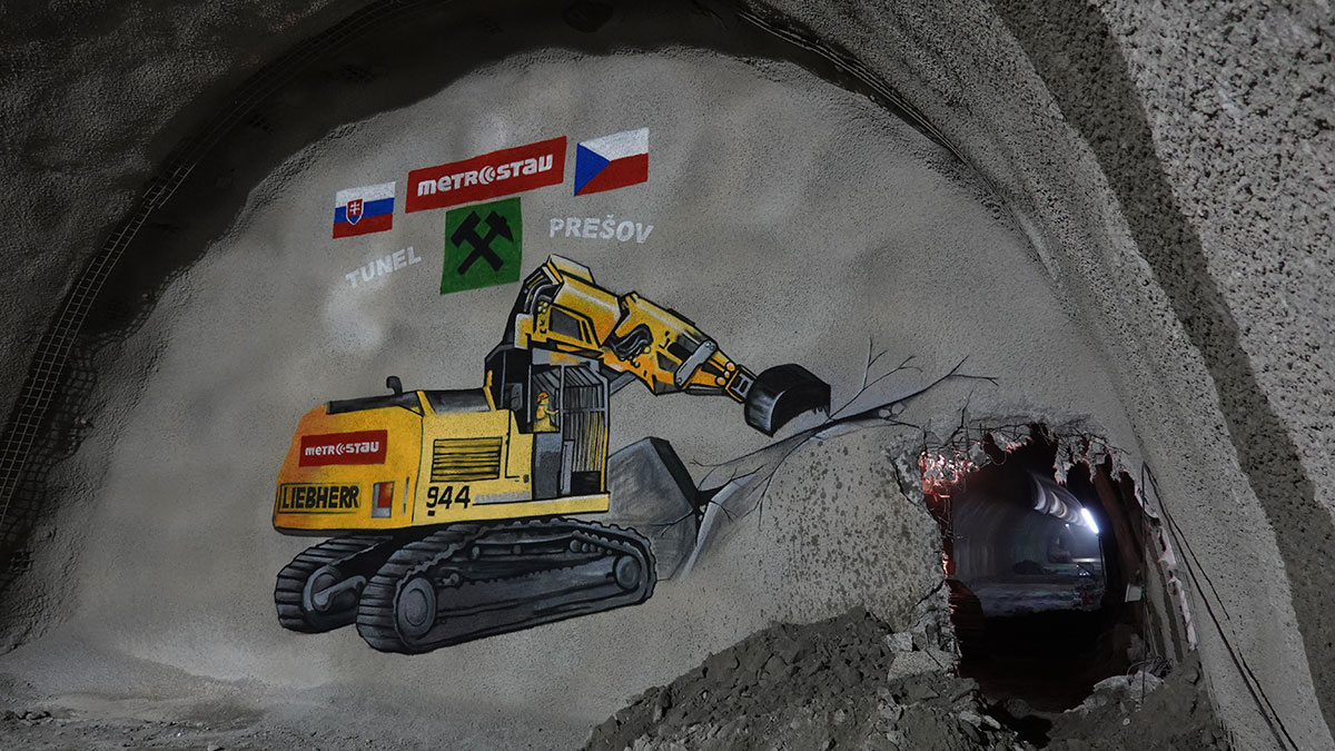 Dňa 13.6.2019 sa za účasti ministra dopravy Arpáda Erséka konala slávnostná prerážka pravej tunelovej rúry tunela Prešov
