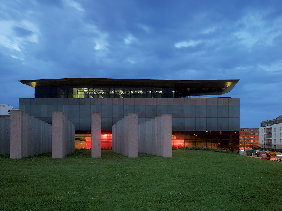 Le FRAC Bretagne Museum Múzeum súčasného umenia Bretagne Rennes Francúzsko 2012.