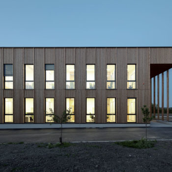 Budova získala Cenu drevostavby 2018 v kategórii verejné stavby v Dolnom Rakúsku.