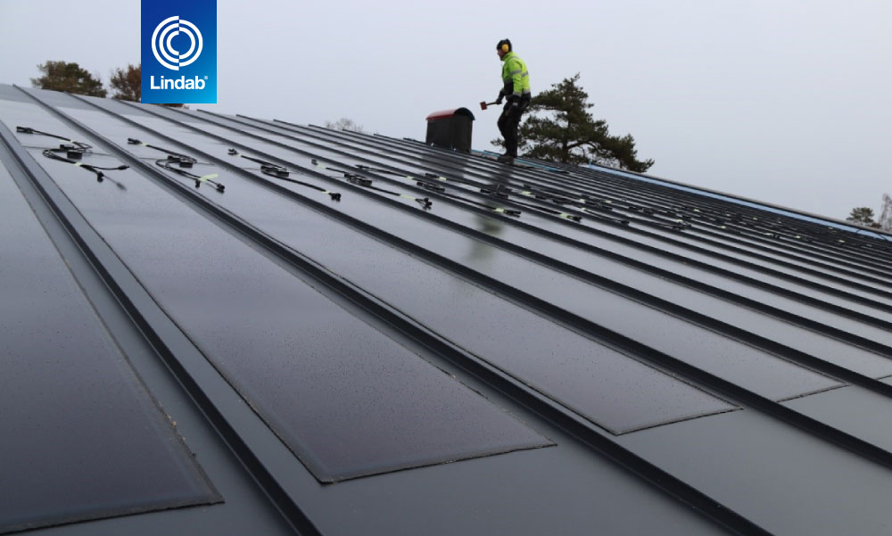 Lindab SolarRoof 4