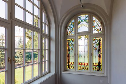 Výplne otvorov aj vitráže boli zrekonštruované.