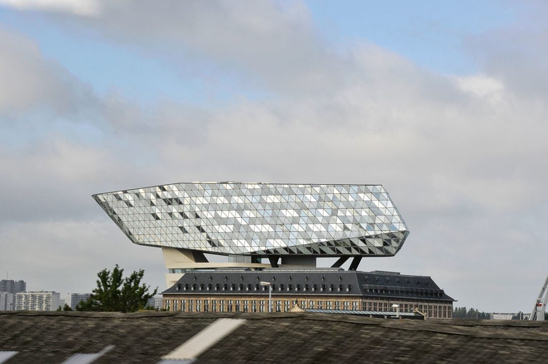 Zaha Hadid Architects – Antwerp Port House Antverpy Belgicko