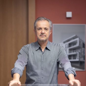 Peter Vavrica.