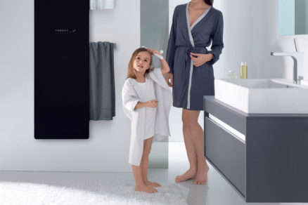 Zehnder RAD Deseo Verso bathroom woman child Print 75895