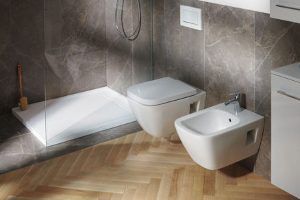 Široký sortiment zahŕňa aj bidety v rovnakom dizajne ako toaletné misy.