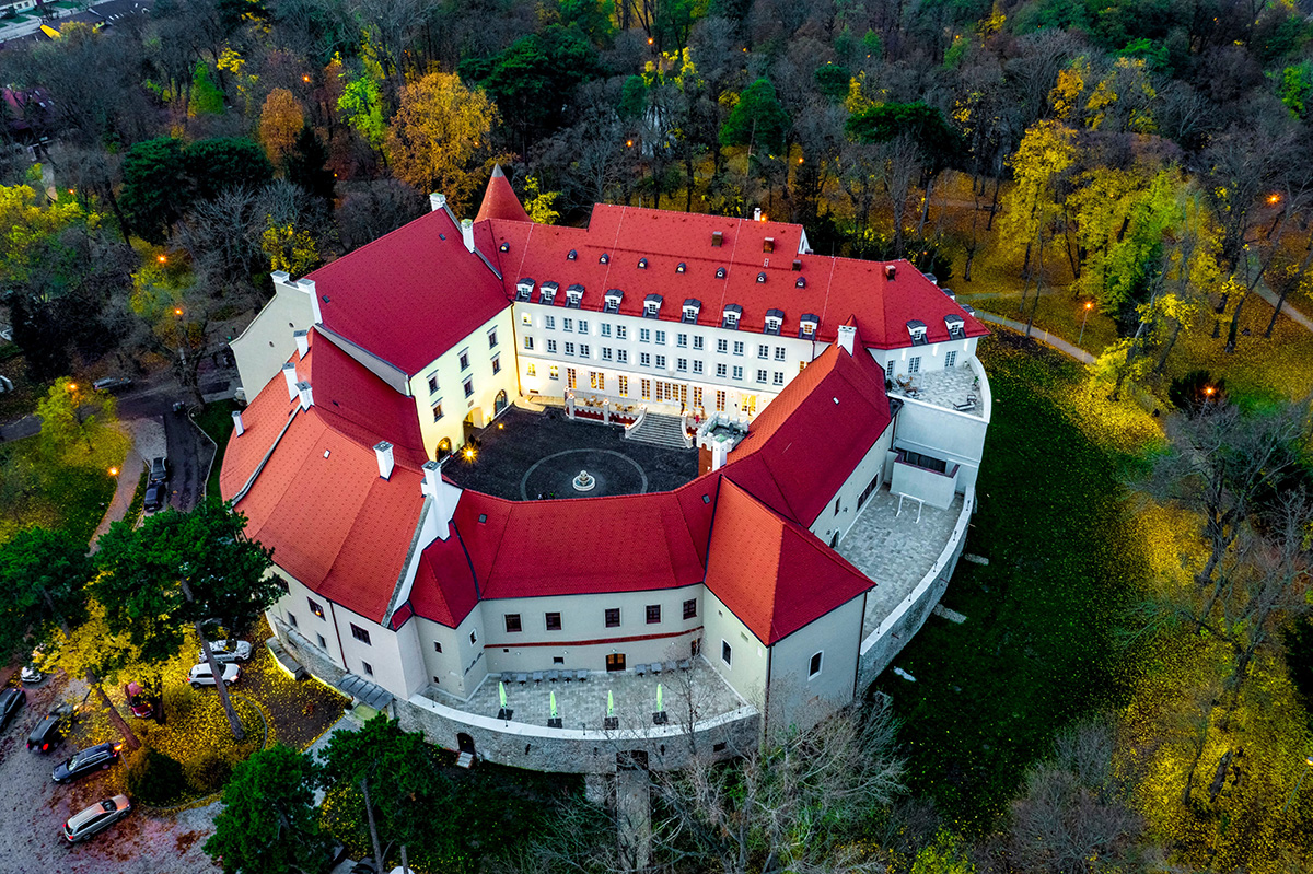 Zámok južný pohľad 