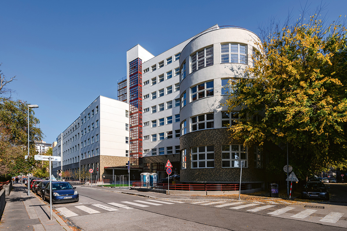 Bezručova Office and Residence