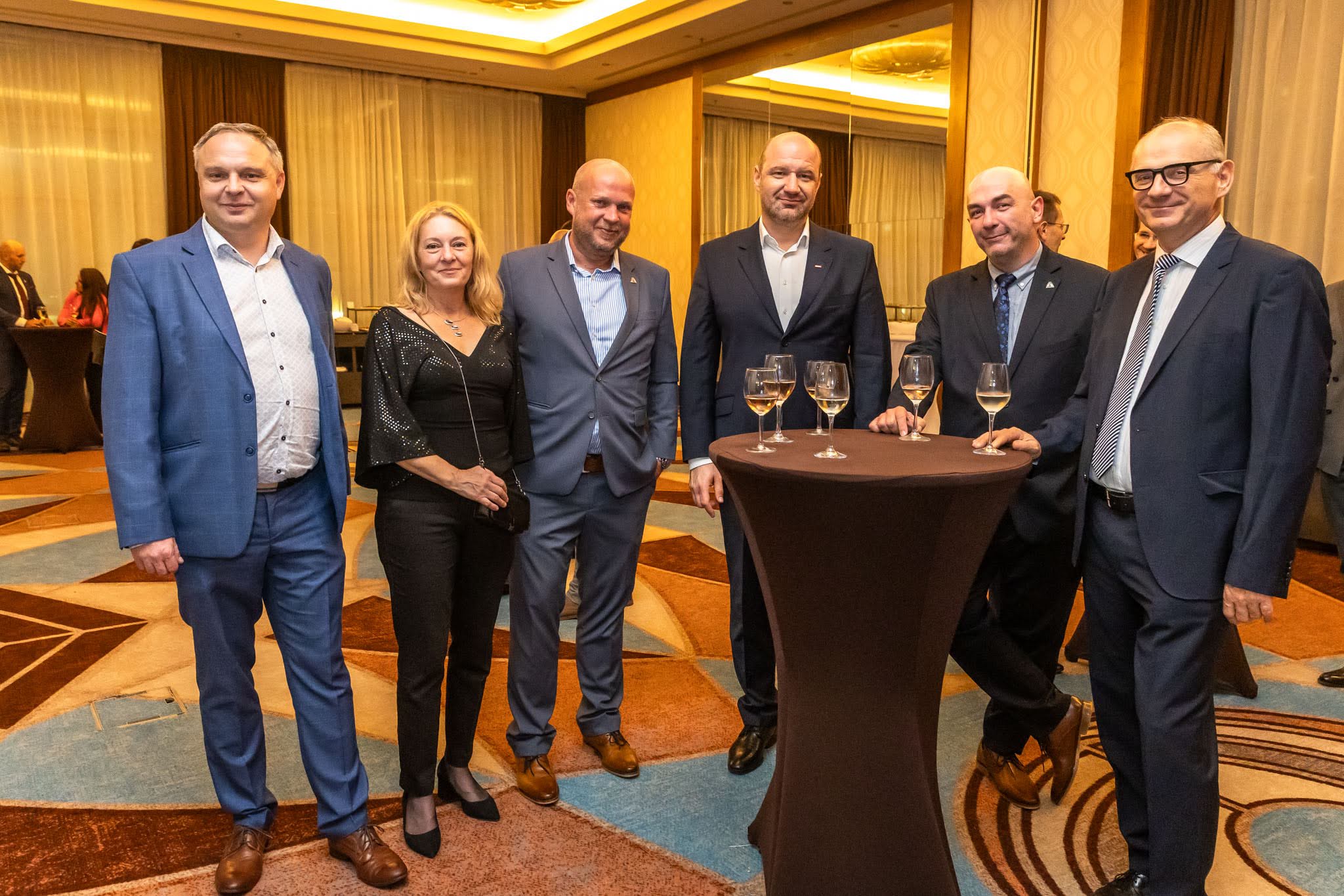 Milan Skokan, Dörken SK, Katarína Lipovská JAGA, Peter Baran, Terran Slovakia, Maroš Húšťava, VELUX SLOVENSKO, Peter Barbuš, Terran Slovakia a Miloš  Klein, Austrotherm