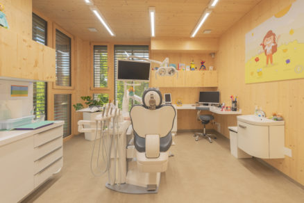 Prístavba Andel Elite Dental Center