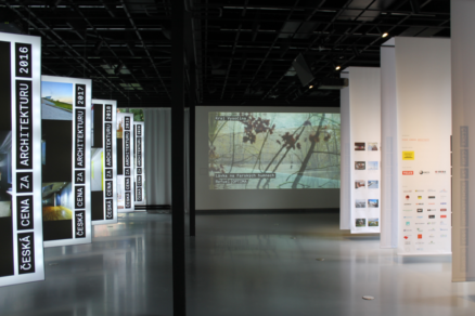 Výstava víťazov Českej ceny za architektúru, ktorá sa tiež nachádza ako jedna z expozícií v CAMP-e.