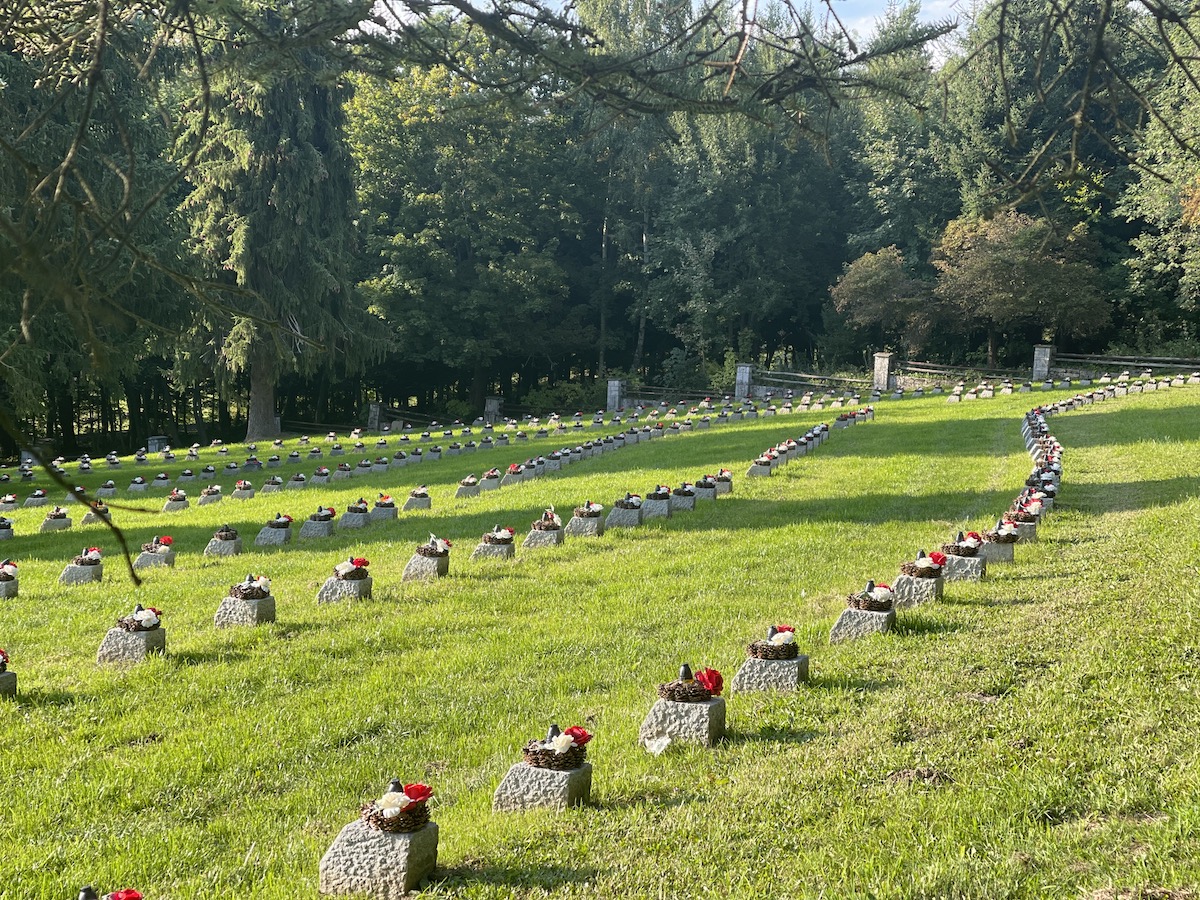 Cintorínu sa vrátila podoba, ktorú zamýšľali autori pôvodného návrhu.