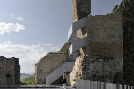 Hrad Lednica ocelove schodisko na obytnu vezu a pochodzne stresne terasy vizualiacia o