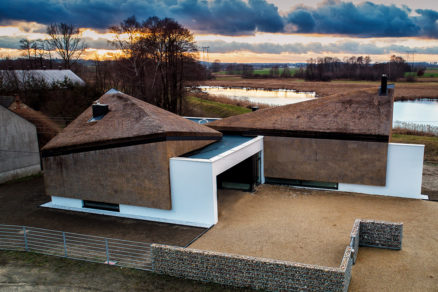 The Cieślik's Barge, Poľsko