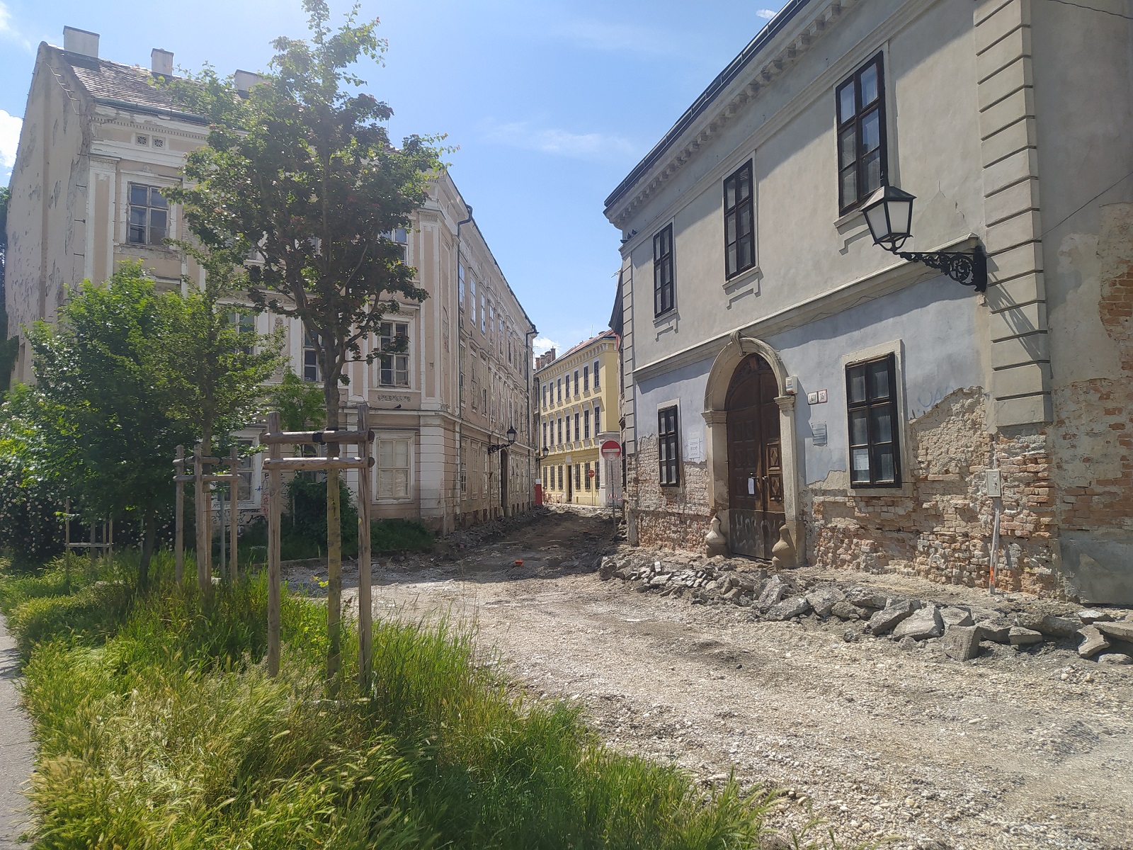 Konventná ulica, Bratislava, Stav pred začatím rekonštrukčných prác. 