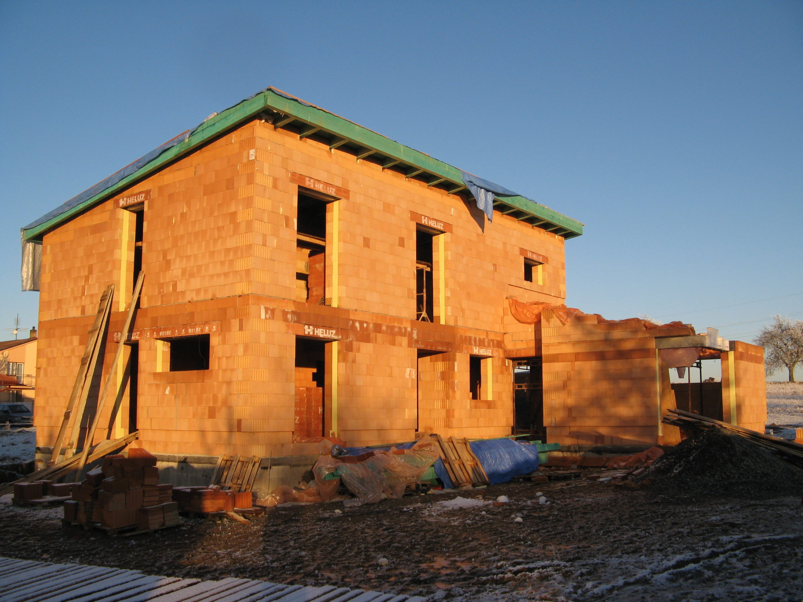 HELUZ RD Myslkovice průběh stavby 53 Family 2in1