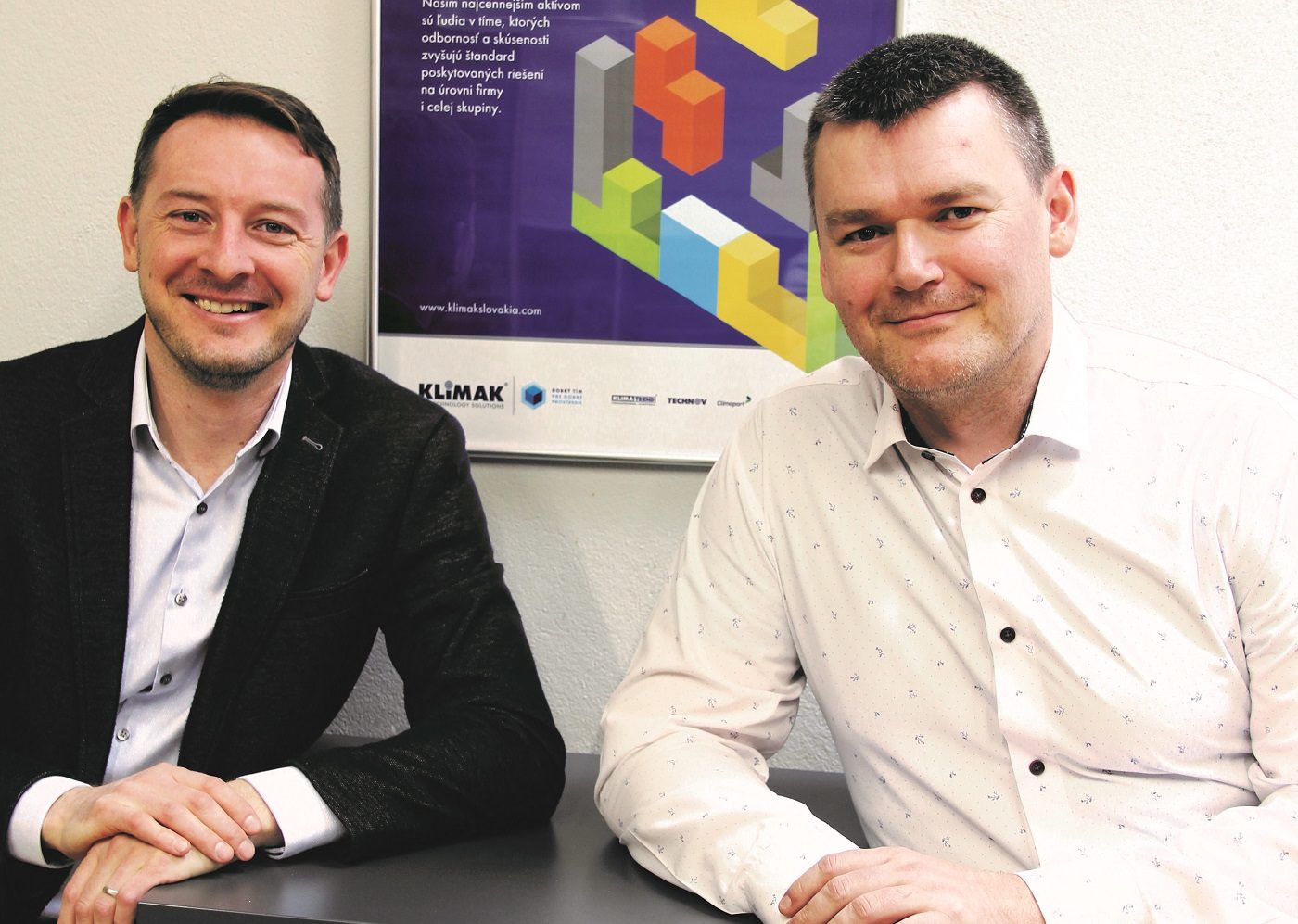 Marek Vaško (vľavo), obchodným riaditeľom spoločnosti Klimak a František Sališ (vpravo)o