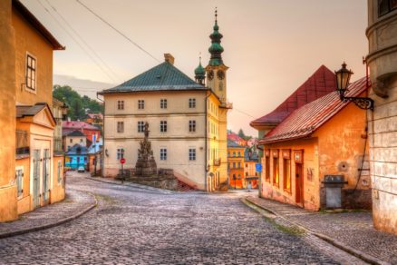 Radnica na hlavnom námestí starého mesta Banská Štiavnica