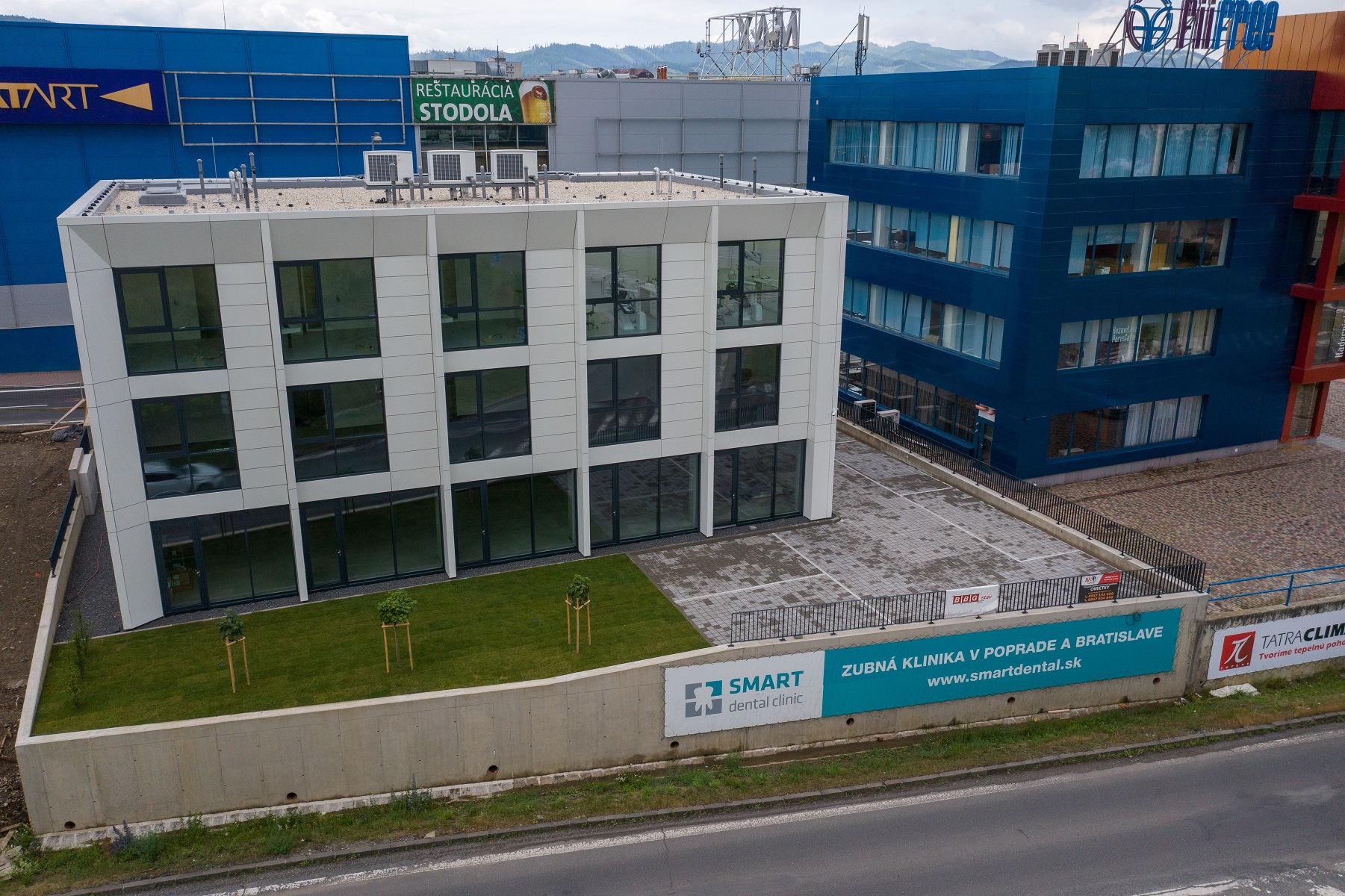 Smart Dental, Poprad, polyfunkčný objekt