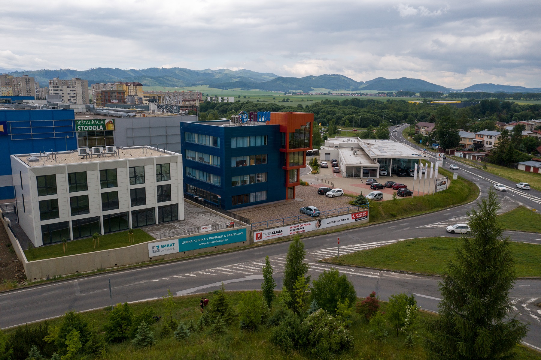 Smart Dental, Poprad, polyfunkčný objekt