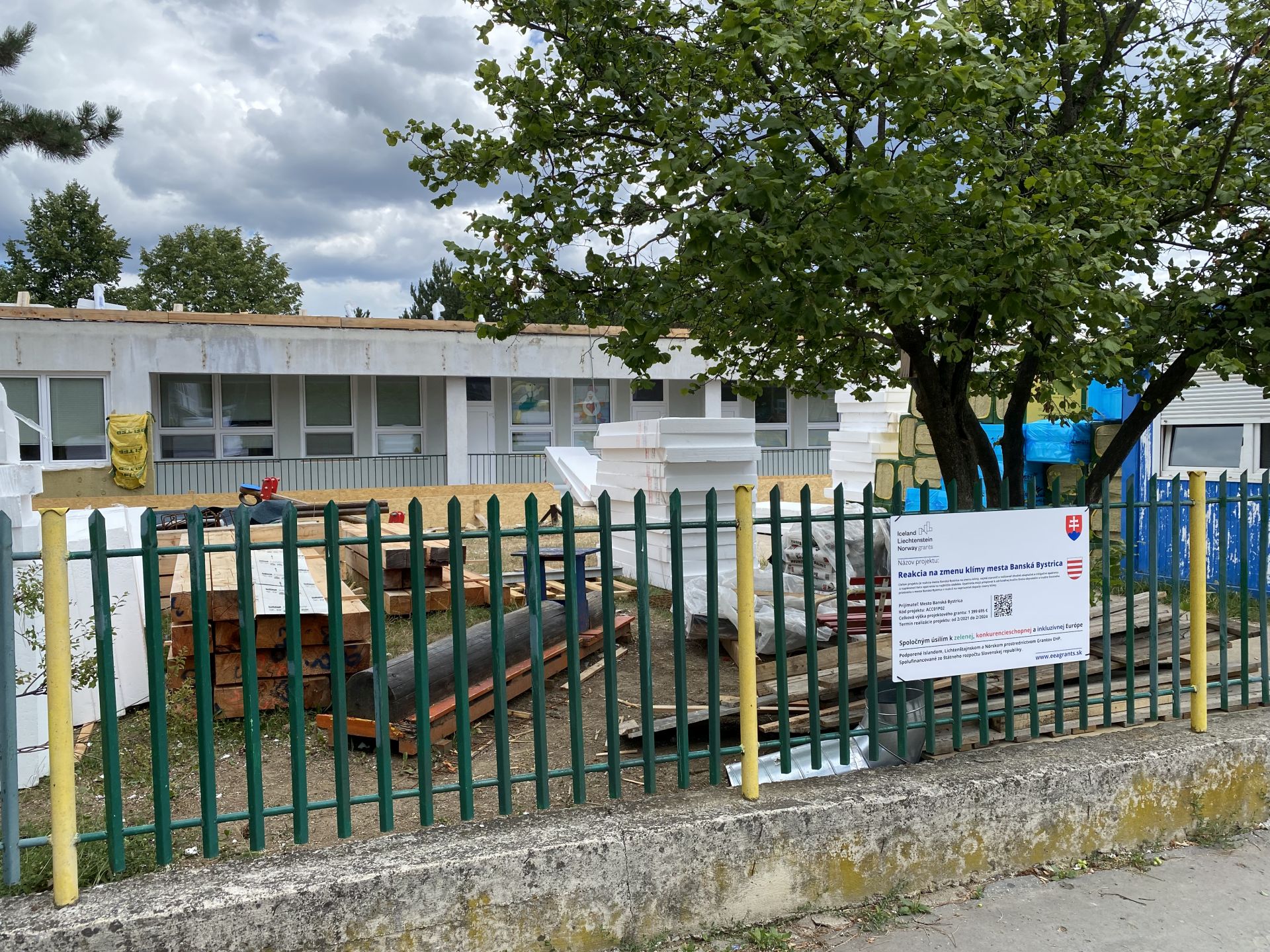 Škôlku v Banskej Bystrici obnovujú s dôrazom na zmenu klímy