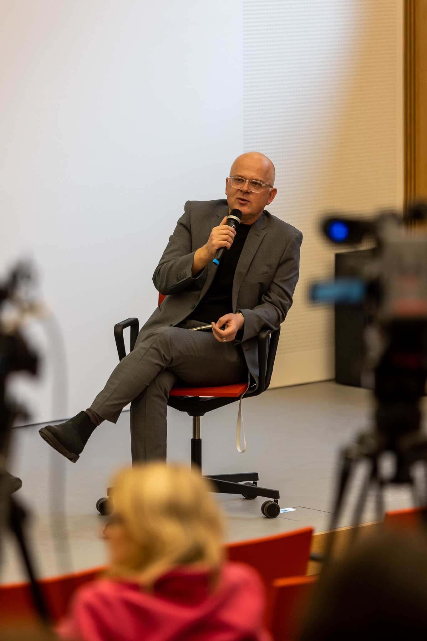 Tlačová konferencia pri príležitosti otvorenia SNG.