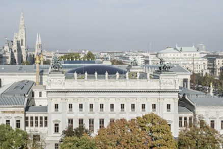 Zrekonstruovany rakusky parlament 09