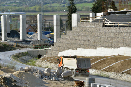 Výstavba diaľnice, Dolný Hričov