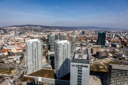 Výhľad z Eurovea Tower patrí k tým najlukratívnejším v hlavnom meste.