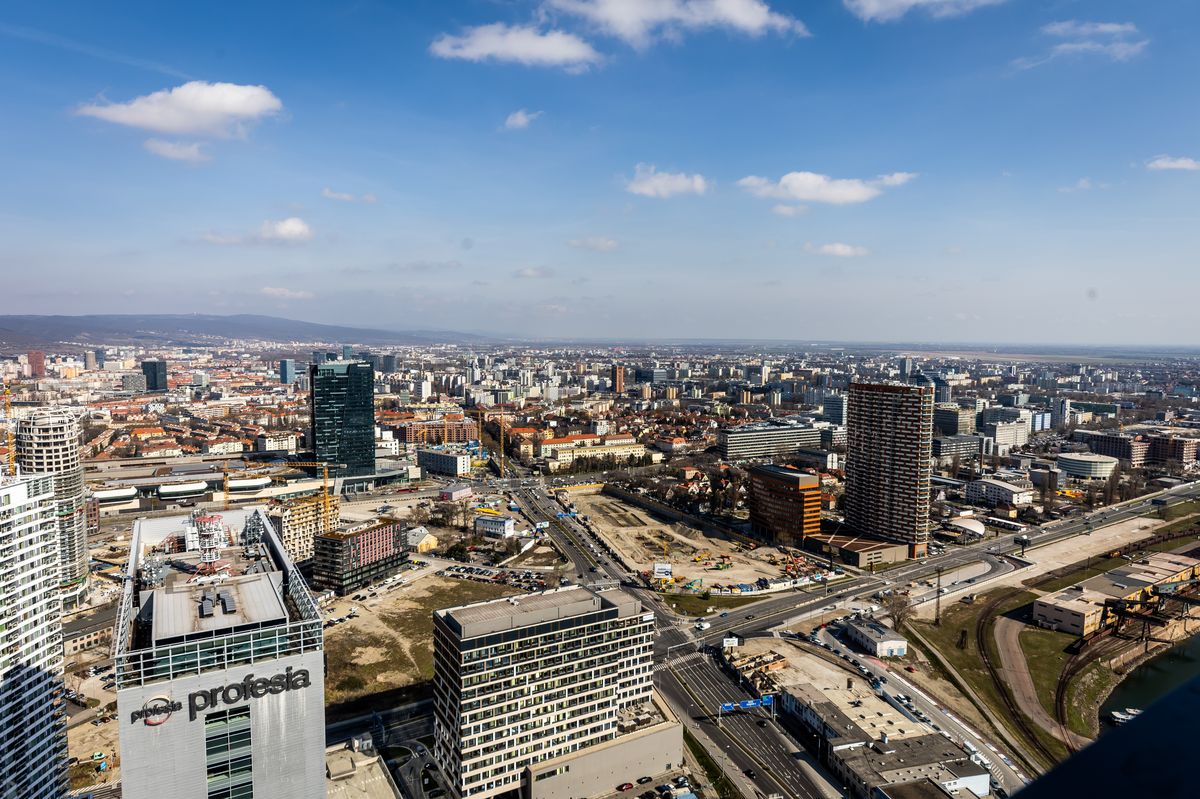 Výhľad z Eurovea Tower patrí k tým najlukratívnejším v hlavnom meste.