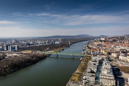 Výhľad z Eurovea Tower patrí k tým najlukratívnejším v hlavnom meste.