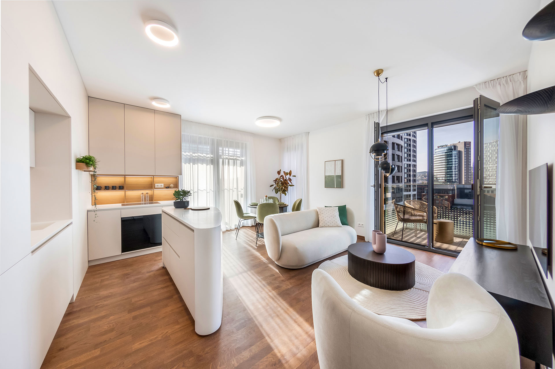 Metropolis, Bratislava – Staré Mesto