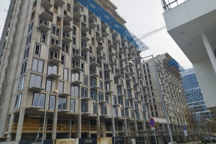 Výstavba rezidenčnej budovy Metropolisu v Bratilave, apráíl 2023.