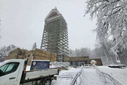 Vyjhliadková veža na Dukle v zime, zdroj KApAR