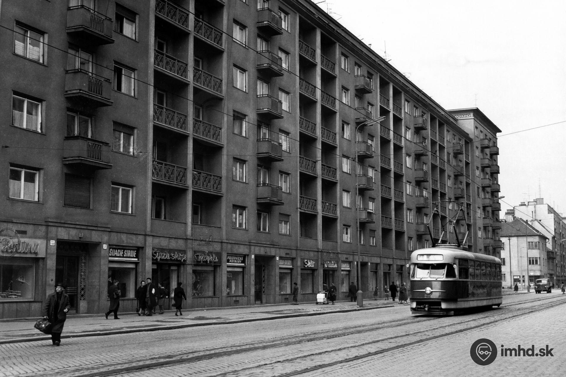 Krížna ulica v rokoch 1960–1966