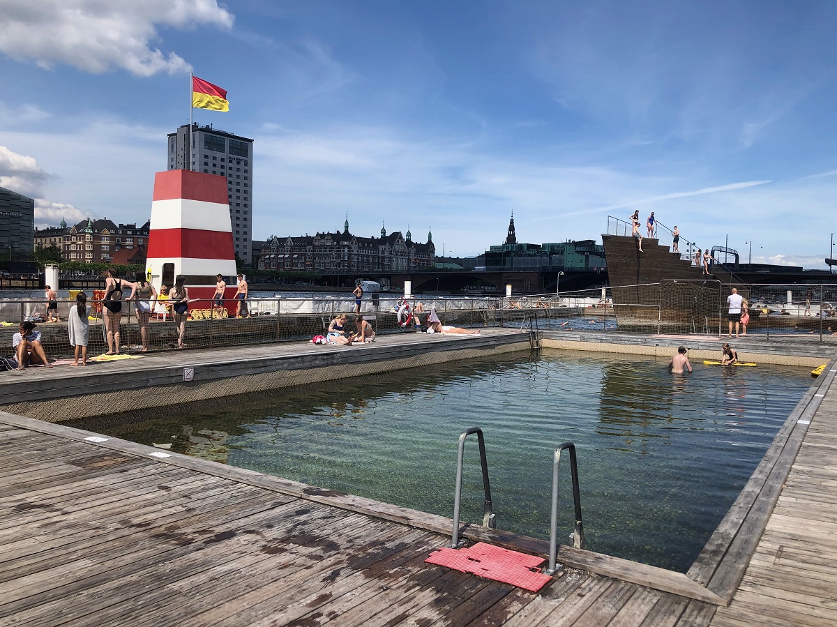 Kúpalisko v centre Kodane je vybudované na morskom kanáli od skupiny BIG. Autorka AH