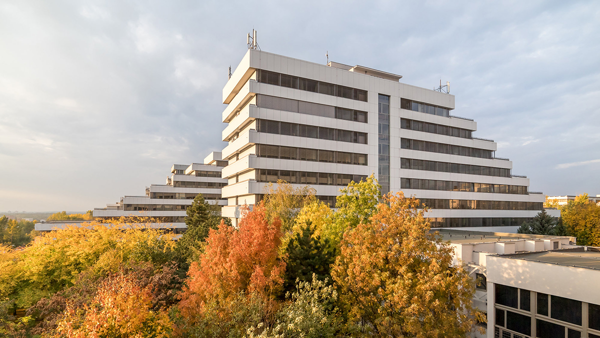 Najväčšia inštalácia IQRC systému na Fakulte elektrotechniky a informatiky STU v Bratislave