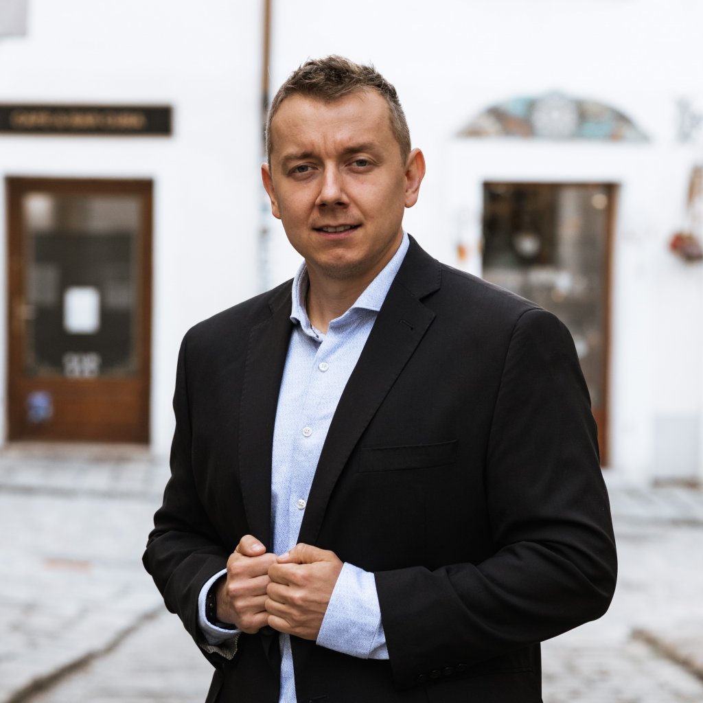 Analytik Robert Chovanculiak