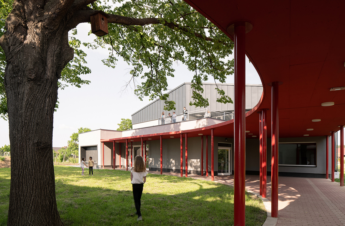 Víťaz špeciálneho ocenenia Tohtoročné ocenenie patrí CAN Architects za unikátny redizajn „Naša škola“ v Maďarsku.