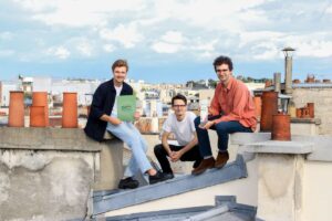Sivé parížske strechy možno ozelenejú, chcú na nich vybudovať strešné terasy