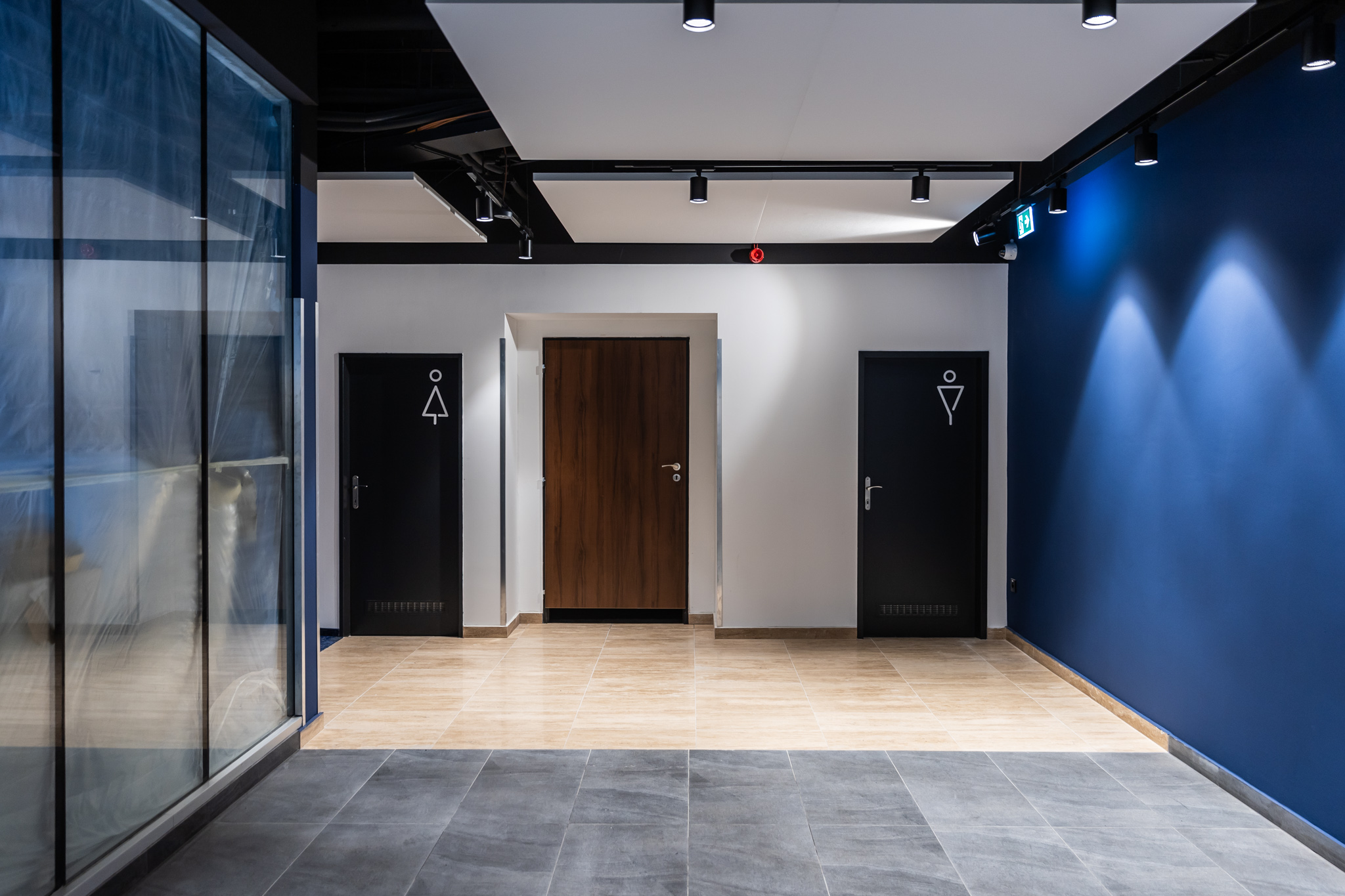 Zrekonštruované priestory Kina Lumière - chodba a priestory toaliet